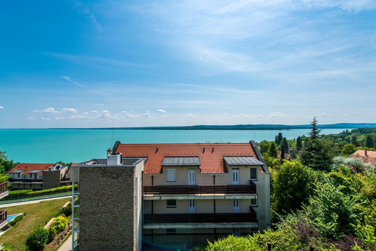 Echo Residence All Suite Hotel Tihany Exterior photo